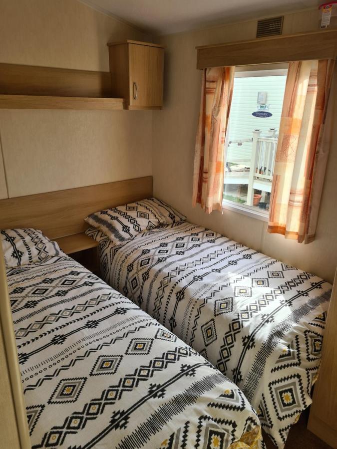 Golden Palm - Meadow Lakes Holiday home Chapel Saint Leonards