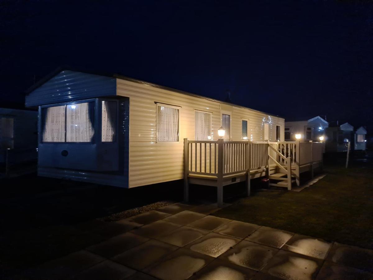 Golden Palm - Meadow Lakes Holiday home *